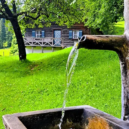 Huetten-idylle Im Naturparadies