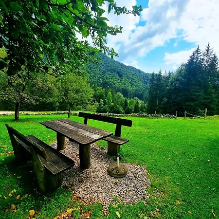 Huetten-idylle Im Naturparadies Semesterbostad *
